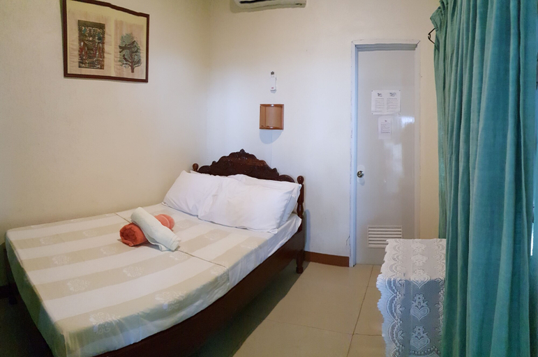 Bedroom 4, Brazaville Beach Resort, Hinoba-An