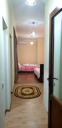 Bedroom 4, Four seasons, Tkibuli