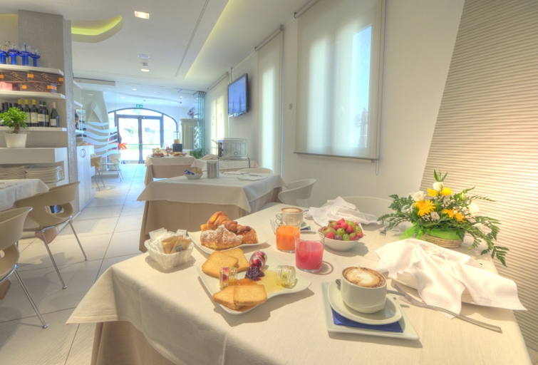 Food & Drinks 5, Life Hotel, Macerata