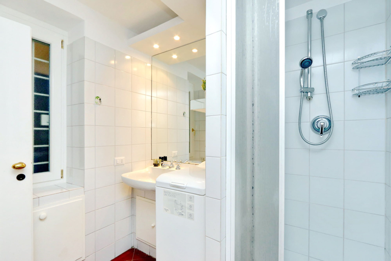 Bathroom 4, Casa Navona - My Extra Home, Rome