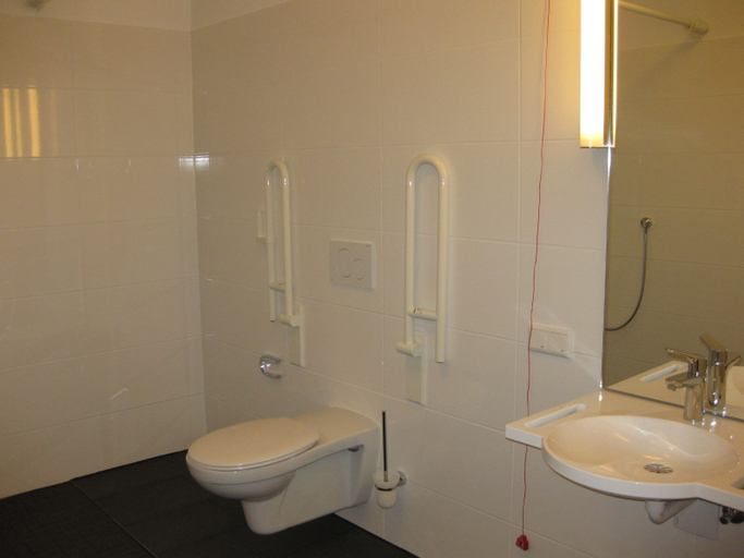 Bathroom 4, Hotel garni Anger 5, Kyffhäuserkreis