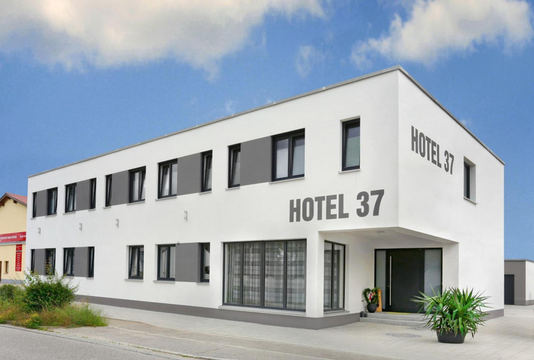 Exterior & Views 2, Hotel 37, Landshut