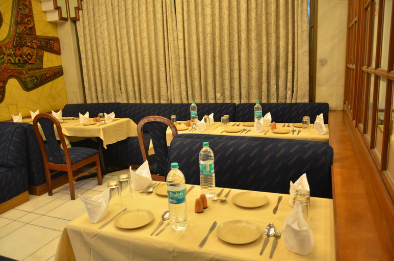 Food & Drinks 5, Garden Hotel, Mumbai City