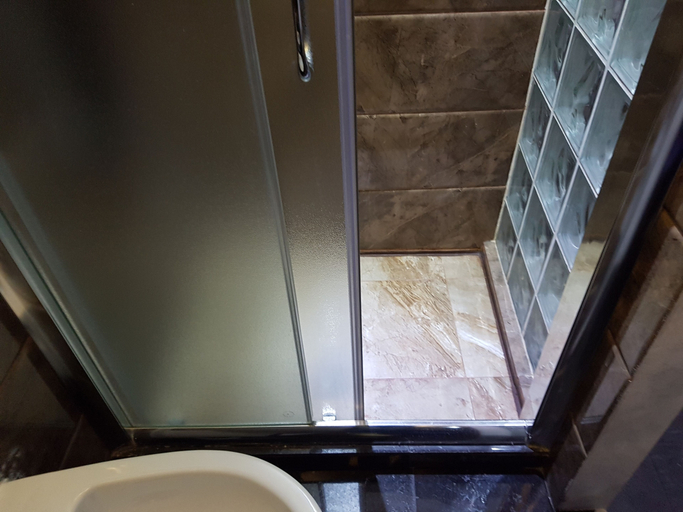 Bathroom 5, Glamour Spanish Steps, Rome