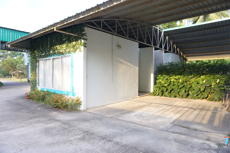 Exterior & Views 5, OK Hotel, Muang Chumphon