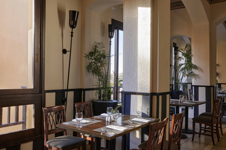 Food & Drinks 5, JAZ Solaya, Al-Qusayr