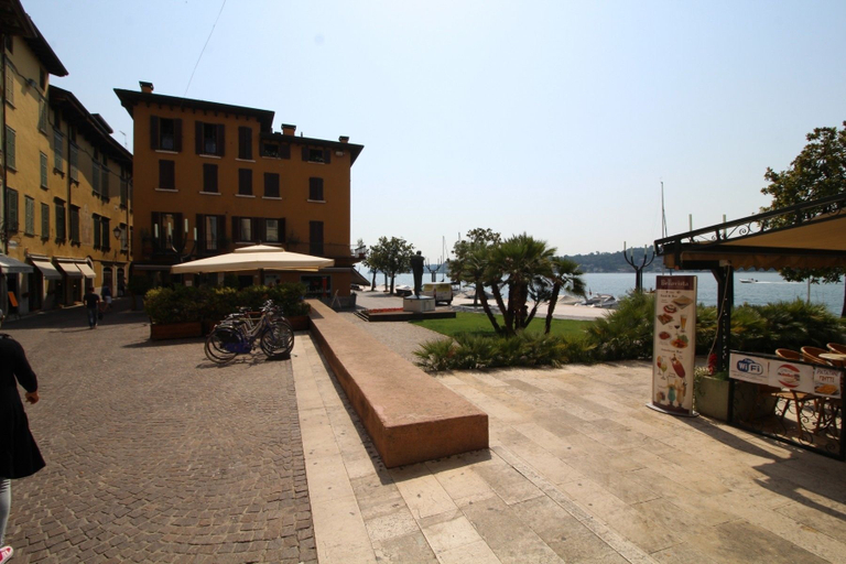 Exterior & Views 2, Zanardelli Square, Brescia