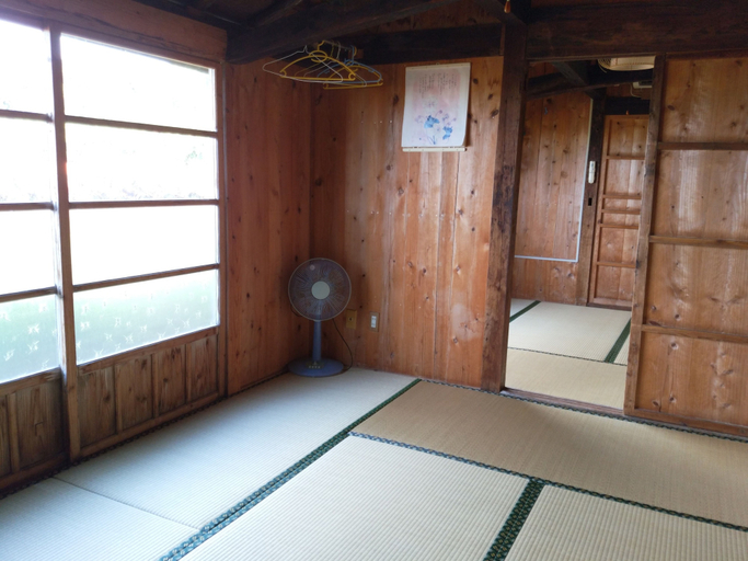 Bedroom 2, Cottage CANAC, Motobu