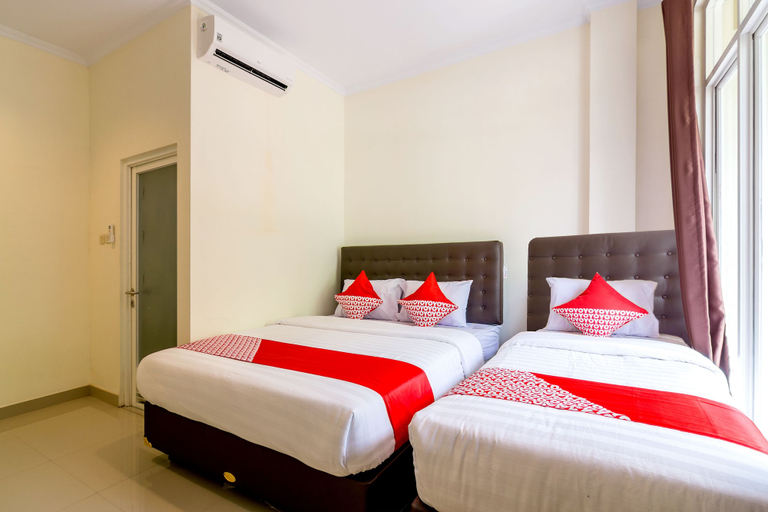 Bedroom 2, Hotel O Travel-inn, Sleman