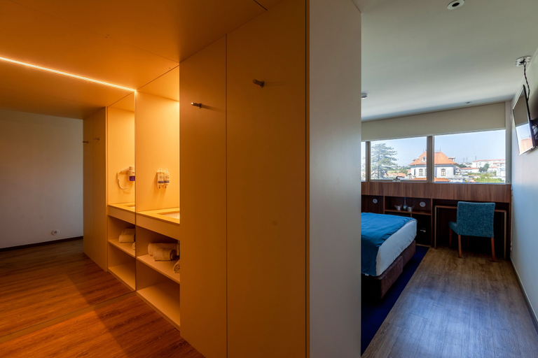 Bedroom 2, Sea Porto Hotel, Matosinhos