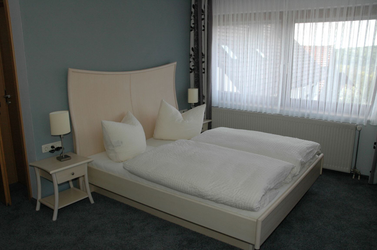 Bedroom 4, Hotel Zur Igelstadt, Waldeck-Frankenberg