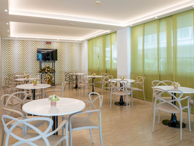 Food & Drinks 5, Hotel Eiffel, Rimini