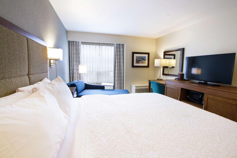 Bedroom 3, Hampton Inn by Hilton Vancouver-Airport/Richmond, Greater Vancouver