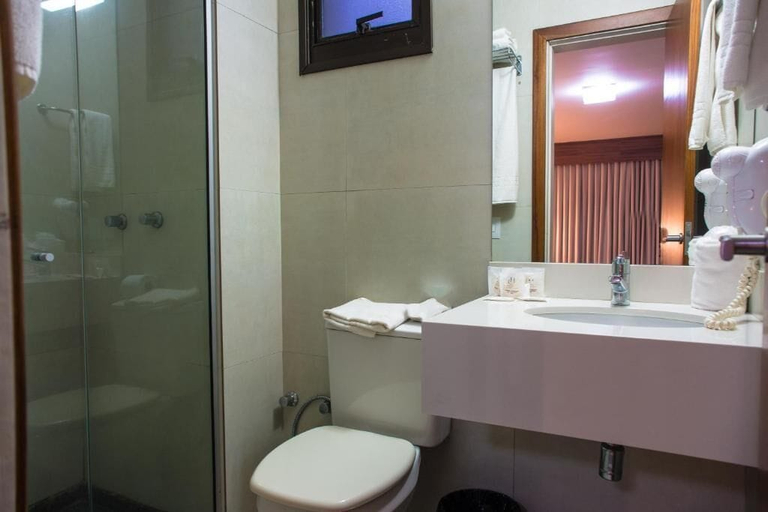 Bathroom 3, Hotel Continental Business, Porto Alegre
