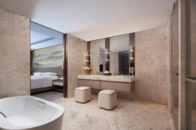 Bathroom 5, Wenzhou Marriott Hotel, Wenzhou