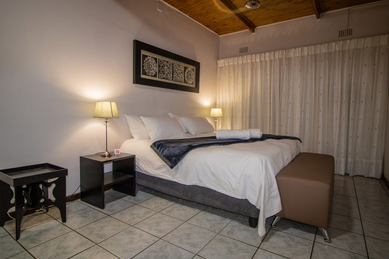 Bedroom 3, Protea Park Self Catering, Bojanala