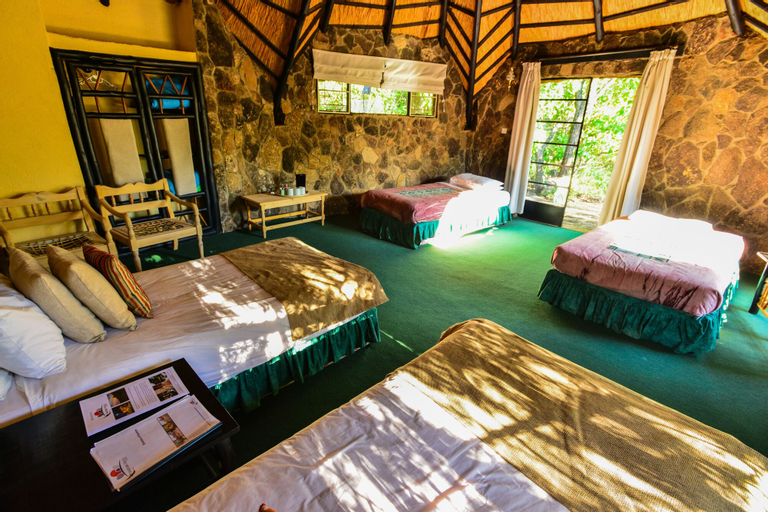 Bedroom 5, Matobo Hills Lodge, Matobo
