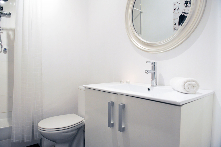 Bathroom 3, Amazing City Center Apartment, Barcelona
