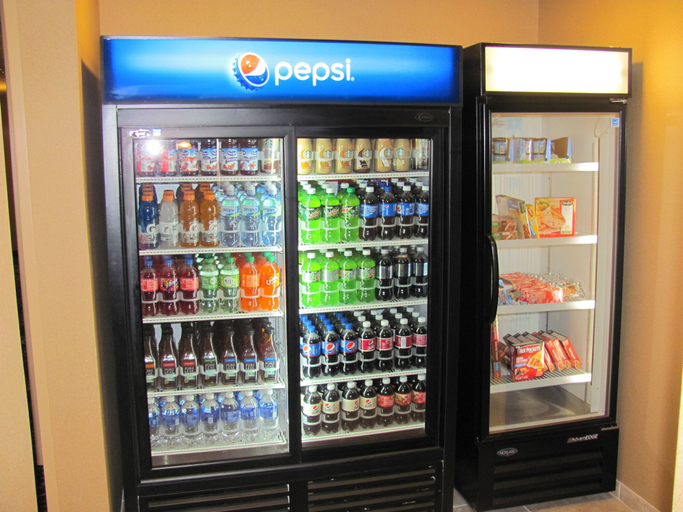 Food & Drinks 5, Cobblestone Inn & Suites - Ambridge, Beaver