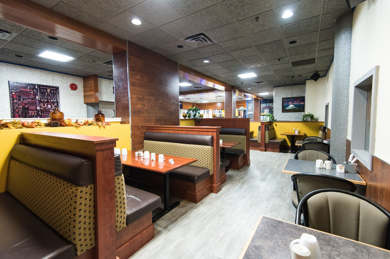 Food & Drinks 4, Paradise Inn & Conference Centre, Division No. 19