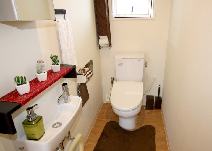 Bathroom 3, Araha Ryukyu Style, Chatan