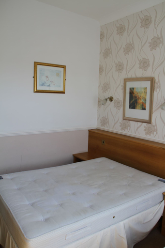 Bedroom 2, Lampton Hotel, Bournemouth