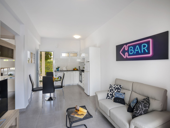 Others 5, Protaras Ayios Elias Alice Suite