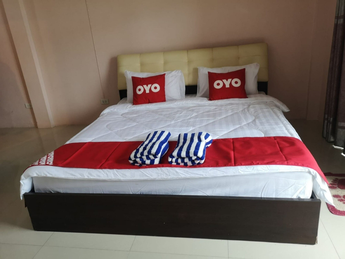 Bedroom 3, OYO 75414 KJS Pattaya, Pattaya