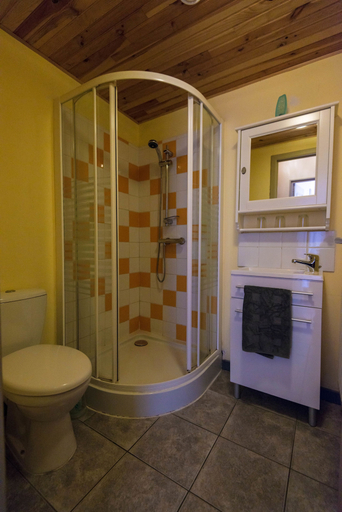 Bathroom 5, B&B Les Trois Voisins, Namur