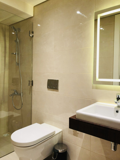 Bathroom 3, Porto Dead Sea, Madaba