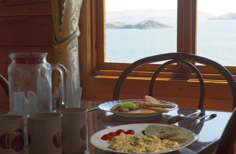 Food & Drinks 3, Toynak - Guest Houses - campsite, Water body