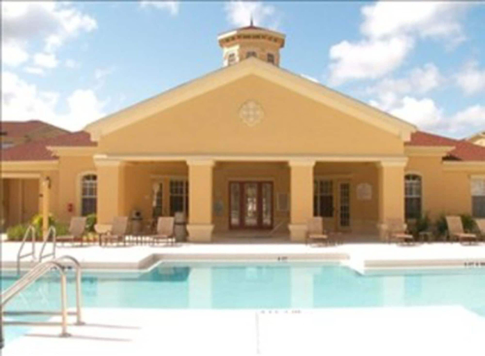 Sport & Beauty 1, Willowdale Retreat, Polk