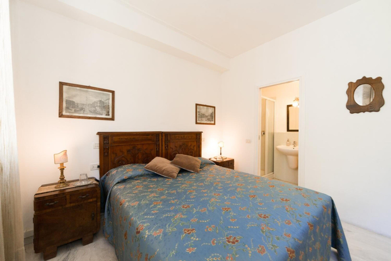 Bedroom 4, Casa Baseggio, Venezia