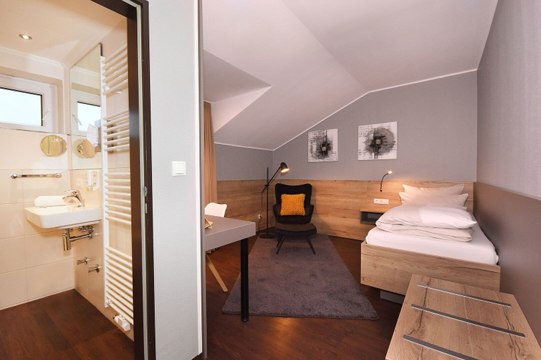Bedroom 4, Hotel am Berghang, Grafschaft Bentheim