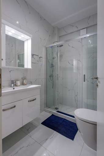 Bathroom 4, Lush Sapphire apt in the heart of Athens, Attica