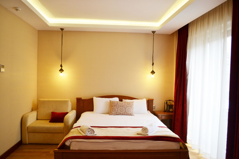 Bedroom 4, Lalinn Deluxe, Fatih