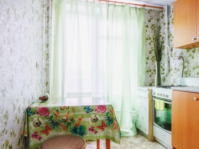Others 4, Apartment - Kakhovka 14, South-Western