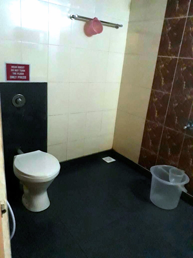 Bathroom 4, Hotel Ashlesh, Udupi