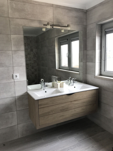 Bathroom 5, Coudelaria Residence, Pombal