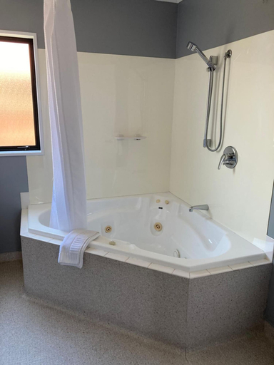 Bathroom 4, Heritage Highway Motel, Westland