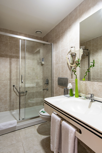 Bathroom 5, Oran Hotel, Fatih