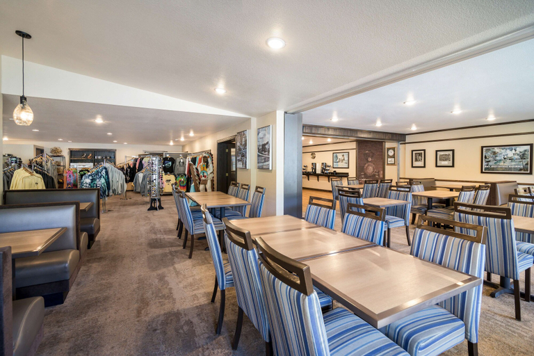 Food & Drinks 5, Best Western Golden Spike Inn & Suites, Pennington