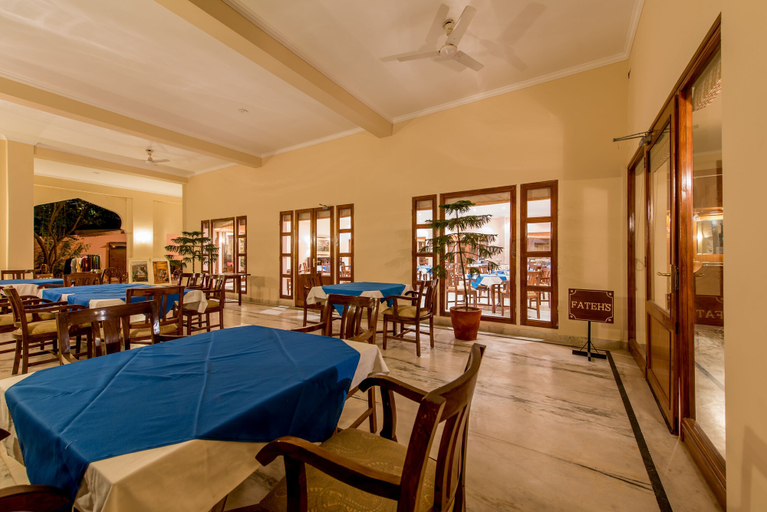 Food & Drinks 5, Hotel Dev Vilas, Sawai Madhopur