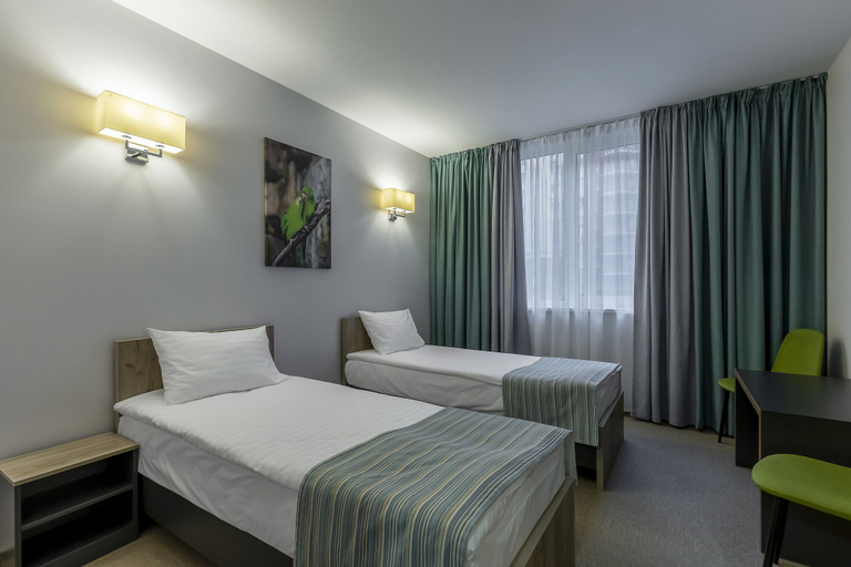 Bedroom 4, Favor Sport Hotel, Solomians'kyi