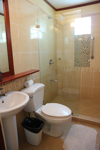 Bathroom 4, Boracay Beach Club, Malay