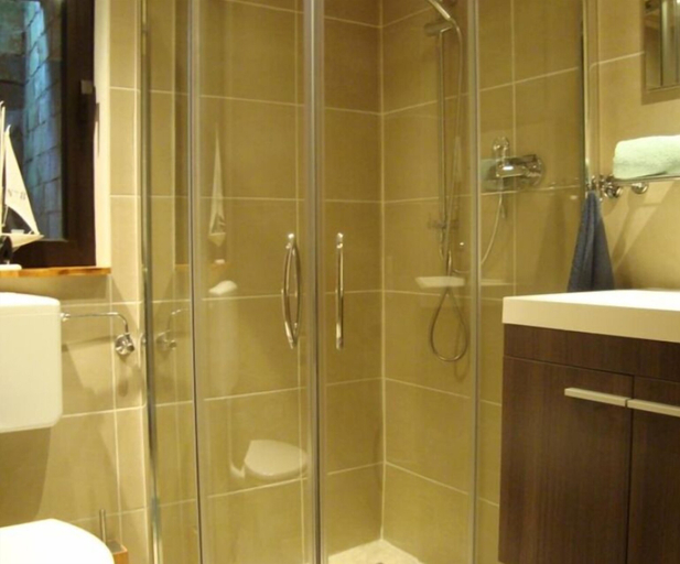 Bathroom 4, Apartment Azalea, Hochsauerlandkreis