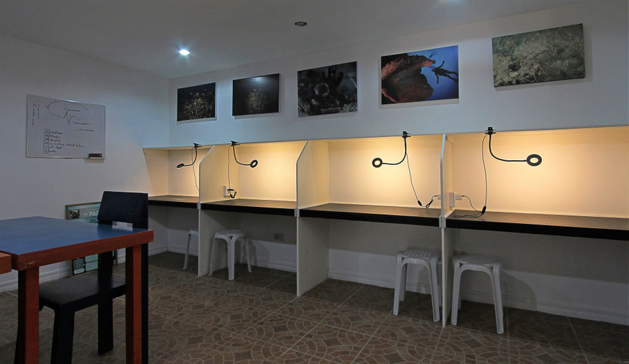 Food & Drinks 5, Thalatta Resort, Zamboanguita