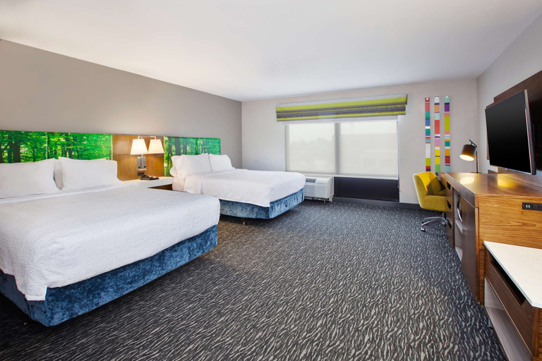Bedroom 3, Hampton Inn Clarion, Clarion