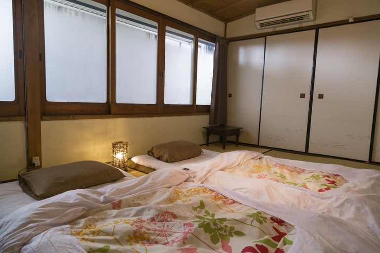 Bedroom 4, Guesthouse OKI's Inn - Hostel, Kyoto