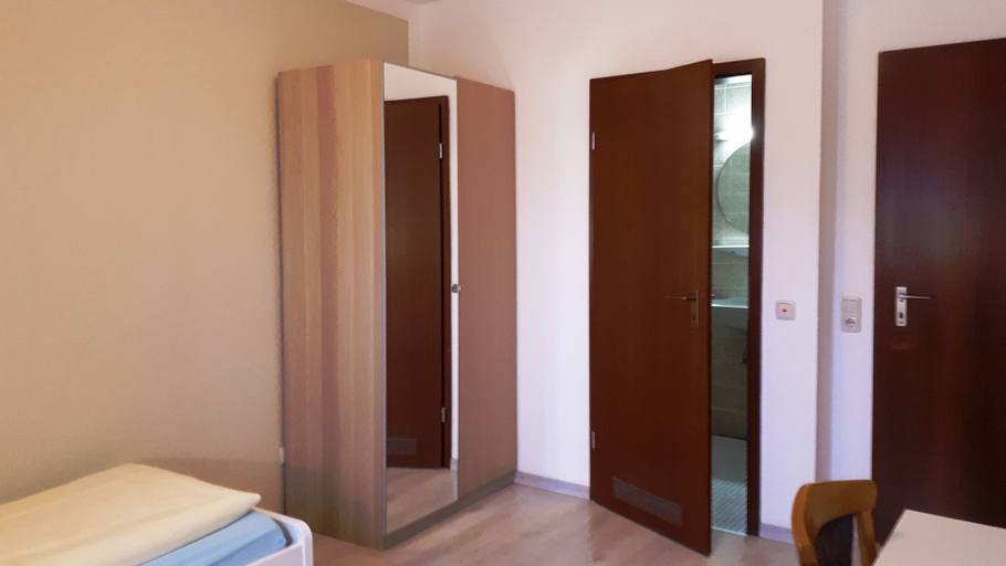 Bedroom 3, Hotel & Restaurant Haus Niederrhein, Wesel
